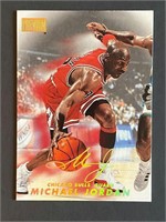 1998 Skybox Premium #23 Michael Jordan NM=MT