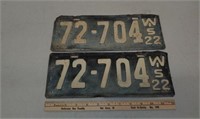 Pair 1922 WI license plates