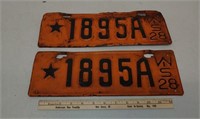 Pair 1928 WI Dealer license plates