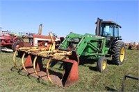 1989 JD 4255 Tractor  SN: H002182