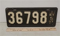 1917 WI license plate