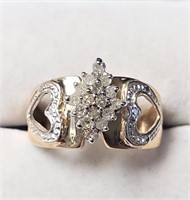 $700 10K  Diamond(0.22ct) Ring