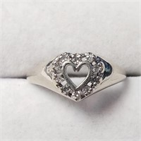 $800 10K  Diamond(0.08ct) Ring