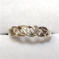 $900 14K  Diamond(0.1ct) Ring