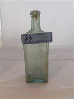 Apothecaries vintage bottle
Lowell, Mass