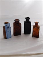 4 small vintage bottles
