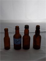 4 small vintage bottles