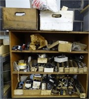 LARGE LOT OF FITTINGS