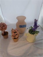 Assorted floral vase, etc