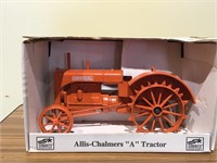 ALLIS CHALMERS "A" TRACTOR DIECAST