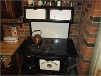 ELECTRIC OVEN / STOVE