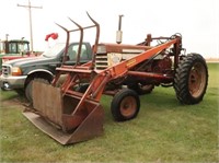 1960 Farmall 460 Tractor #17124