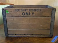 Vintage Wooden Milk crate “Borden’s”