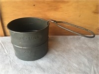 Vintage 2 Cup Flour Sifter