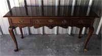 Wood Sofa Table w/ Queen Anne Legs