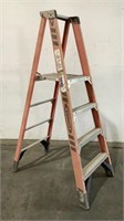 Werner 4' Fiberglass Step Ladder
