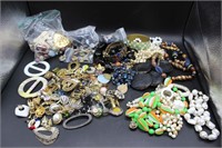 Vintage Costume Jewelry Pieces