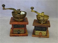 Pair of mini coffee grinders, Queen & Daisy
