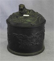 Early cast iron tobacco humidor w/lion on lid