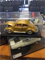 1955 gold Volkswagen bug  model car