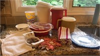 Kitchen Supplies, Rubbermaid Pitchers with