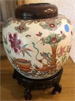 Antique Chinese Pot Pouri Jar