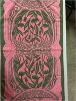 Vintage Floral Motif bath Towels Pair