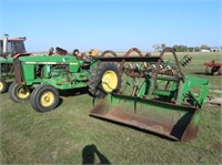 1983 JD 2350 Tractor #490513