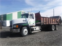 1998 Mack CH613  3 Axle Manure Truck