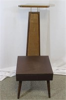 Vintage Mid Century Modern Gentlemen's Valet Chair