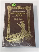 ADVENTURES OF HUCKLEBERRY FIN BY TOM SAWYERS