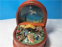 Danbury Mint Wood Music Box Nativity