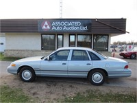 1992 FORD CROWN VICTORIA