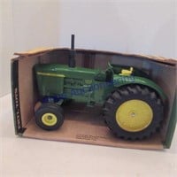 1/16 ERTL JD 5020, 1970S, TRACTOR HAS BEEN OUT