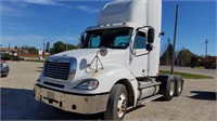 2006 Freightliner Columbia  120 Truck Tractor T/A