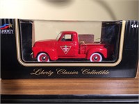 CANADIAN TIRE BANK 1952 CHEVY PICK UP DIECAST