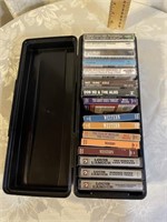 CASSETTE BOX WITH COUNTRY VARIOUS COUNTRY MUSIC