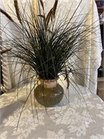 NICE POTTERY VASE WITH GRASS