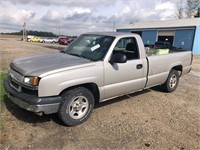2004 Chevy 1/2 Ton Pick Up Truck