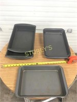 7 Baking Pans - Asst