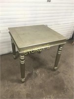 2 Antique Style Side Tables - 32 x 32