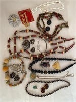 Lot of Vintage Jewelry