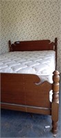 1940s DOUBLE BED