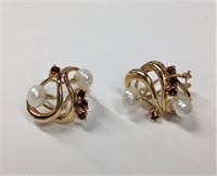 Pair of 14k yellow gold Pearl & Garnet Earrings