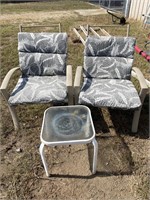 2 Like New Patio Chairs w/ Small Table Very Clean