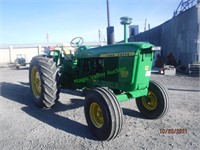 1970 John Deere 4020 2WD Tractor