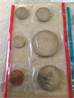 US Mint Sets - still sealed. 1975 SEE DESCRIPTION
