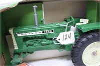 OLIVER 1655 DIESEL TOY TRACTOR