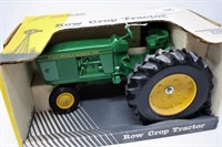 GREEN SCALE MODELS ROW CROP TOY TRACTOR
