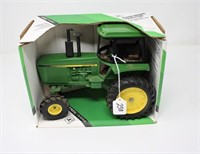 JOHN DEERE TOY TRACTOR WITH CAB